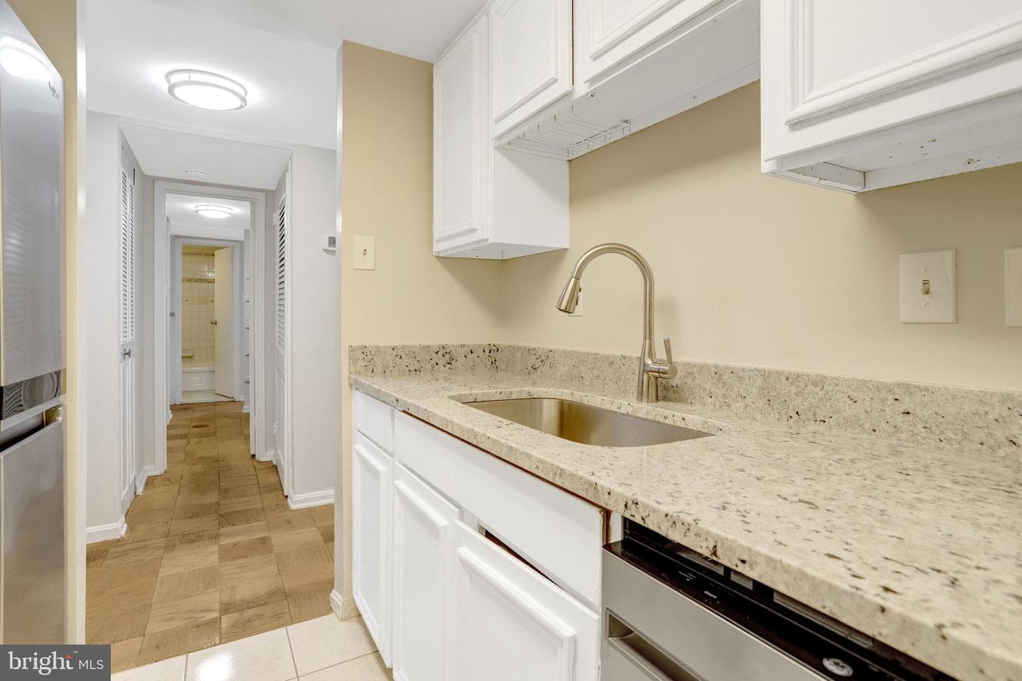 1300 Army Navy Drive #510 photo 26