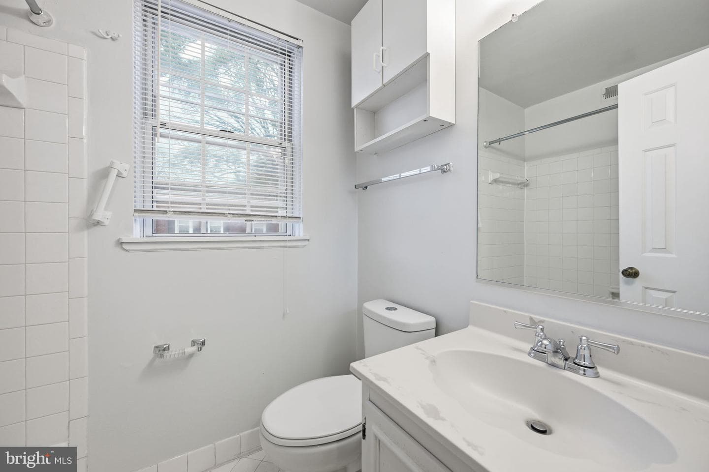 2825 S Columbus Street photo 23
