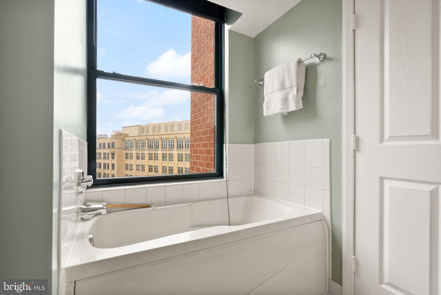 1220 N Fillmore Street #602 photo 17