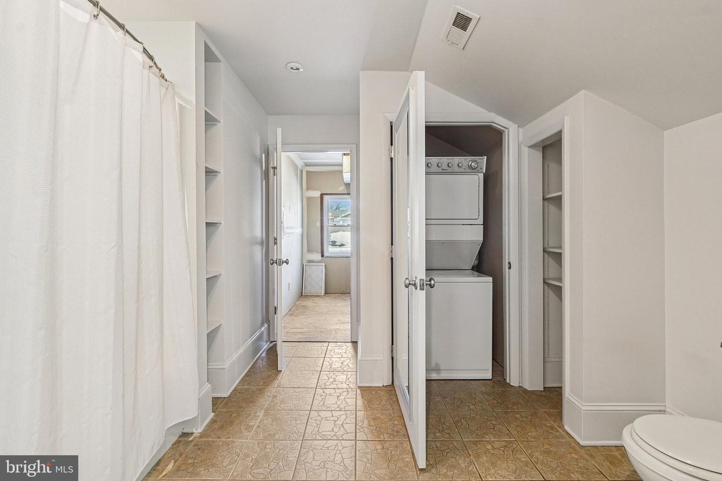 1922 S Arlington Ridge Road photo 62