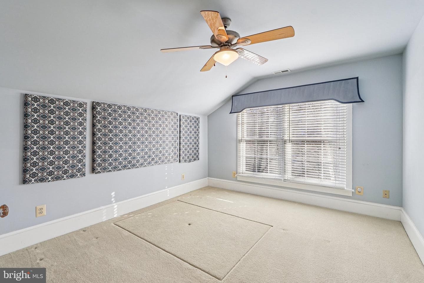 1922 S Arlington Ridge Road photo 66