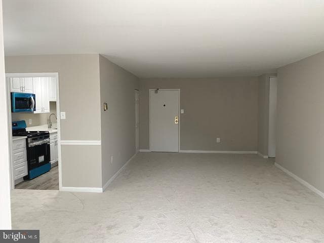5565 Columbia Pike #606 photo 12