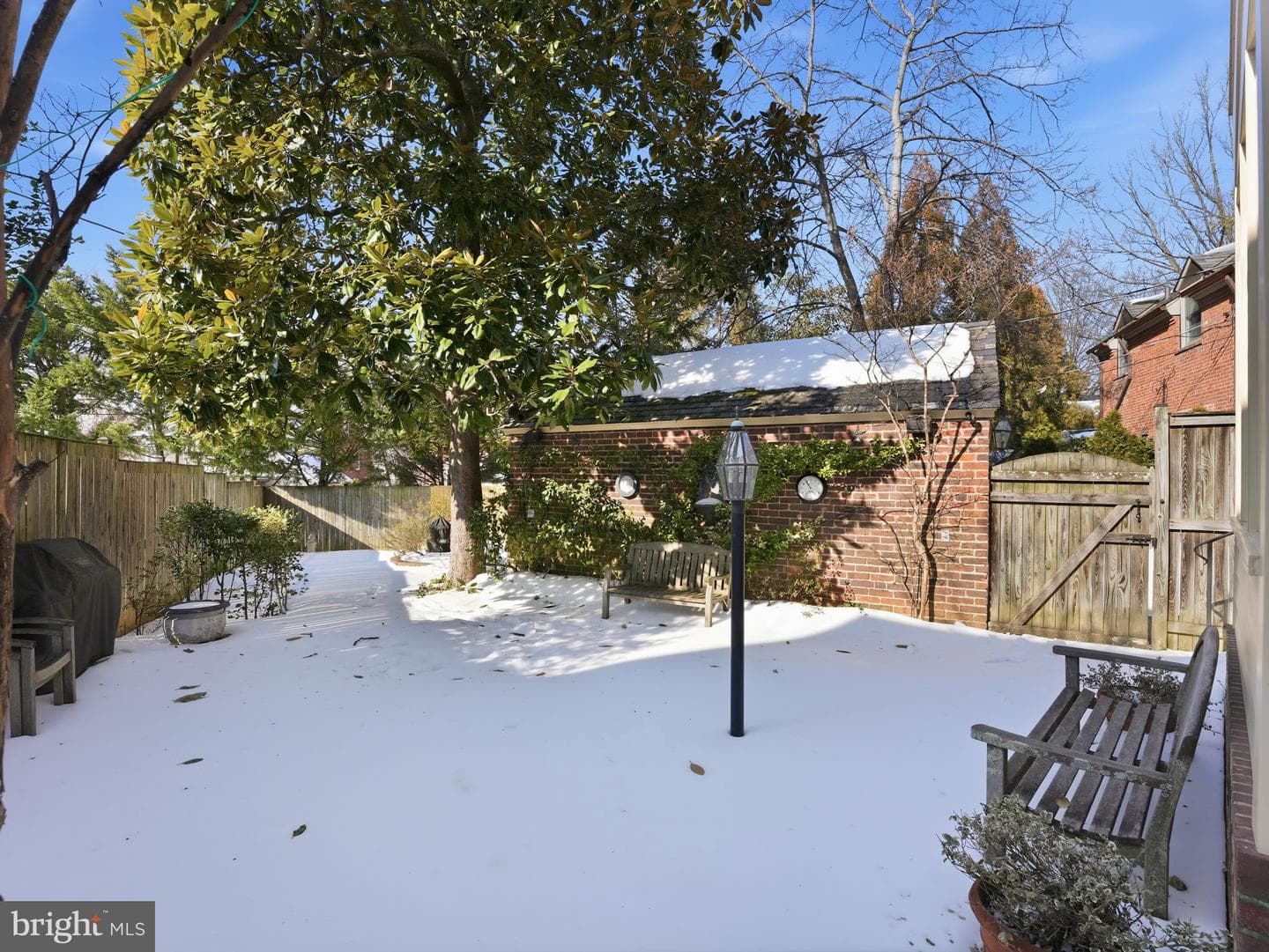1812 N Hancock Street photo 40