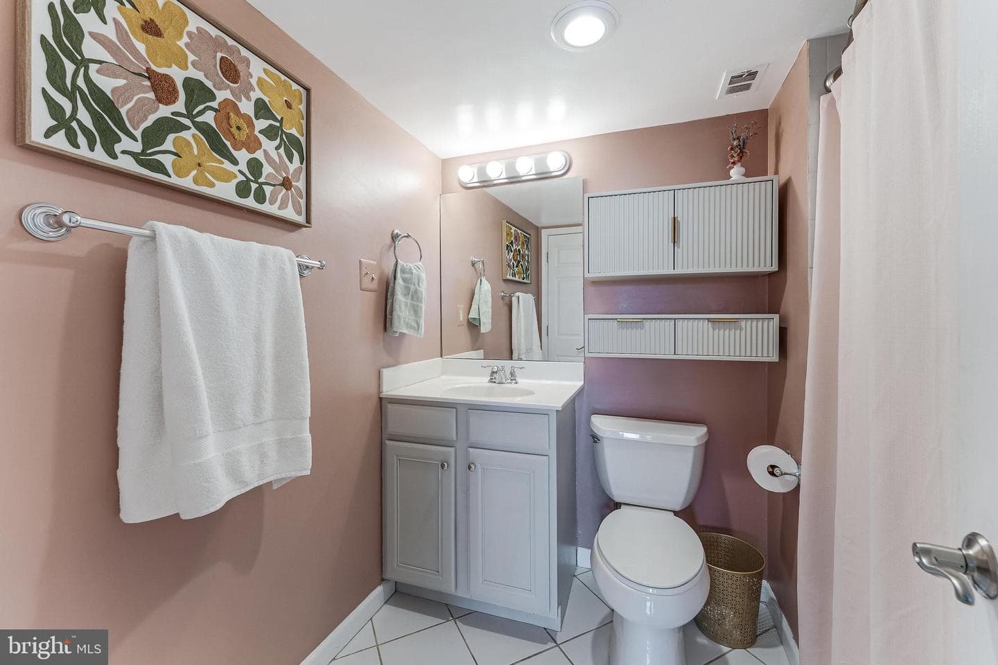 1515 S Arlington Ridge Road #504 photo 7