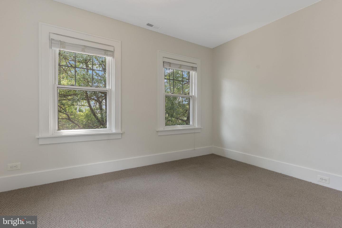 2629 Washington Boulevard photo 22