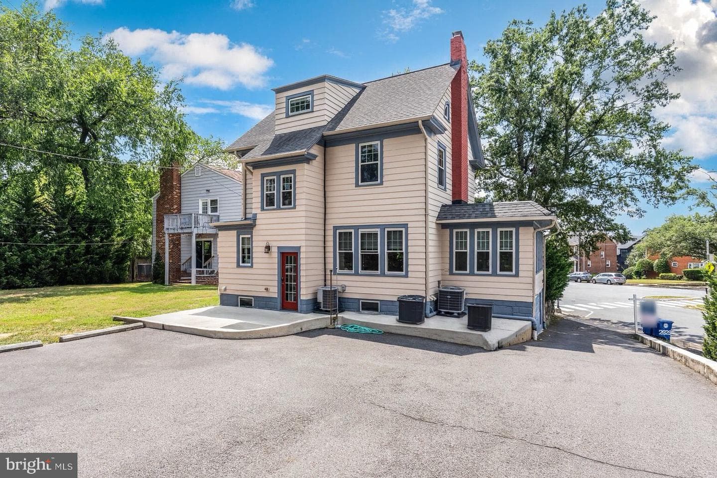 2629 Washington Boulevard photo 37
