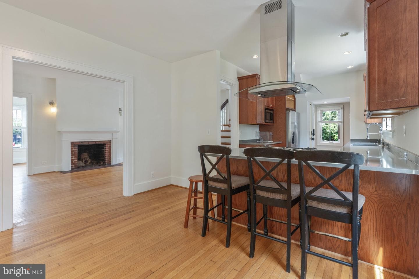 2629 Washington Boulevard photo 8