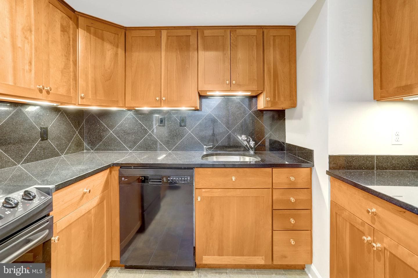 1300 Crystal Drive #808s photo 12