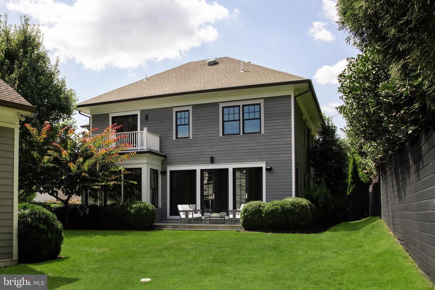 2361 N Edgewood Street photo 44
