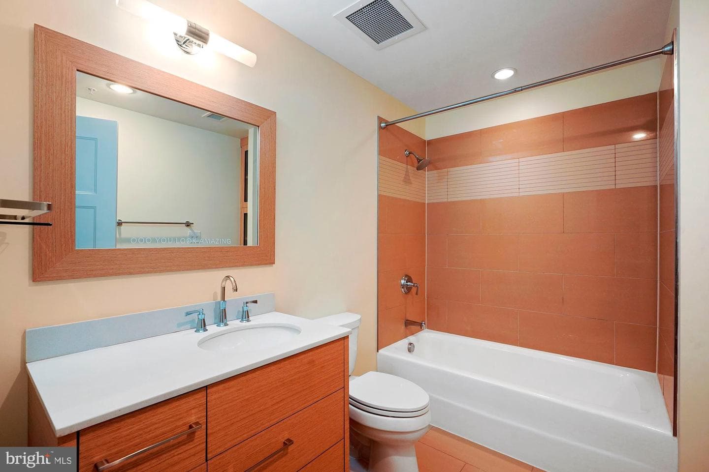 1610 N Queen Street #213 photo 17