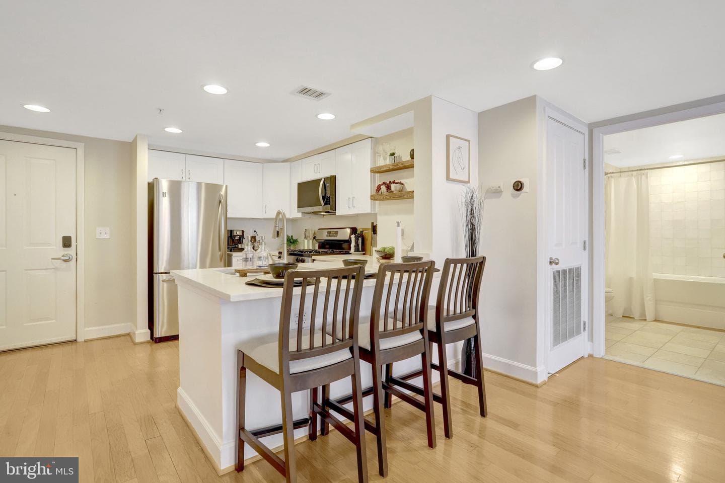1201 N Garfield Street #612 photo 5