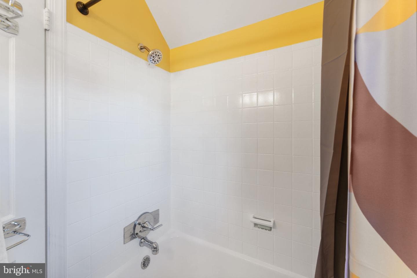 1148 N Inglewood Street photo 36
