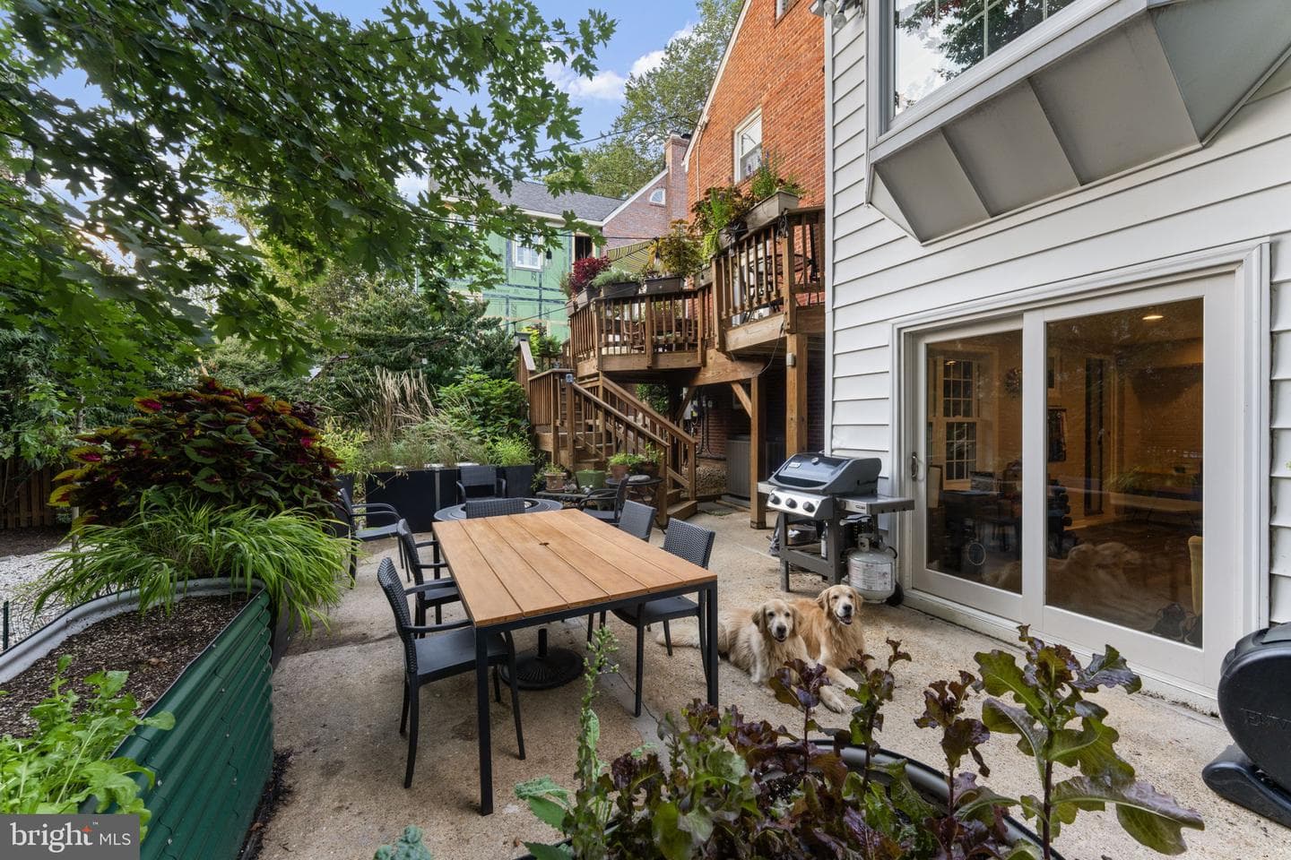 1148 N Inglewood Street photo 61