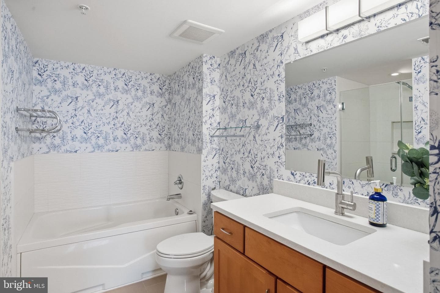 2220 Fairfax Drive #412 photo 13