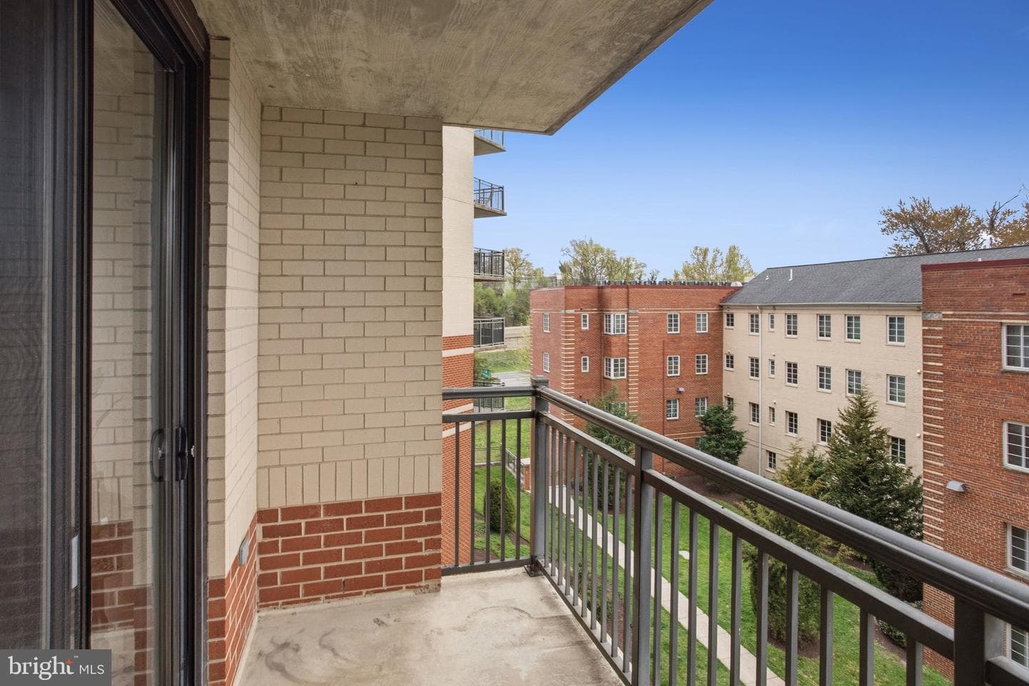 2220 Fairfax Drive #412 photo 22
