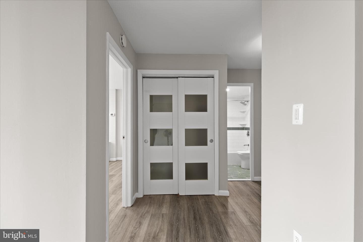 1301 S Arlington Ridge Road #609 photo 20