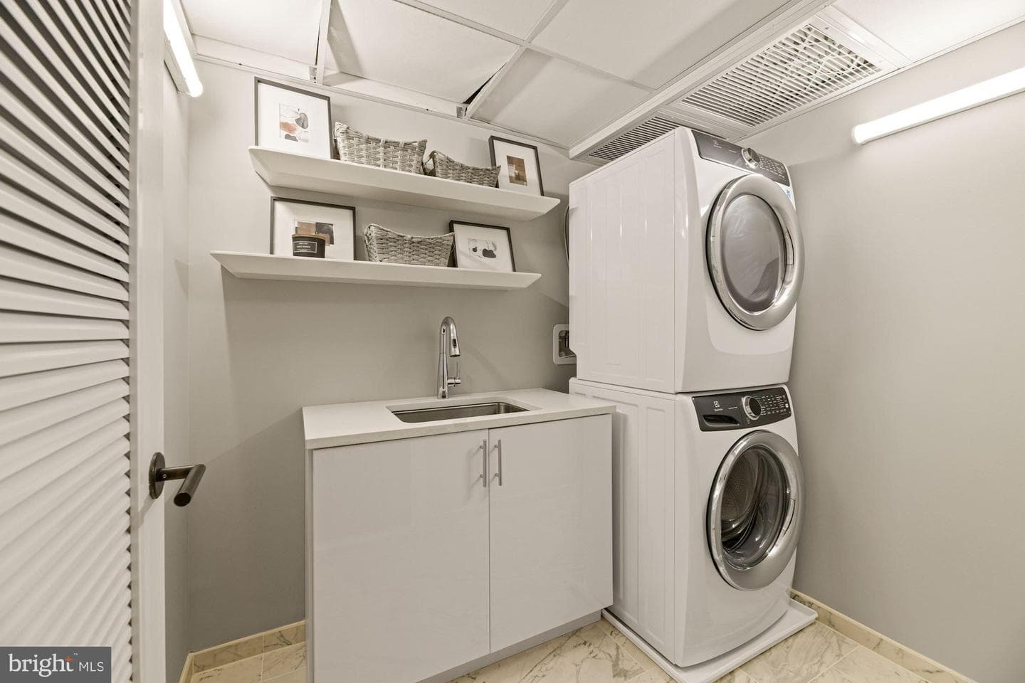 1781 N Pierce Street #1001 photo 14