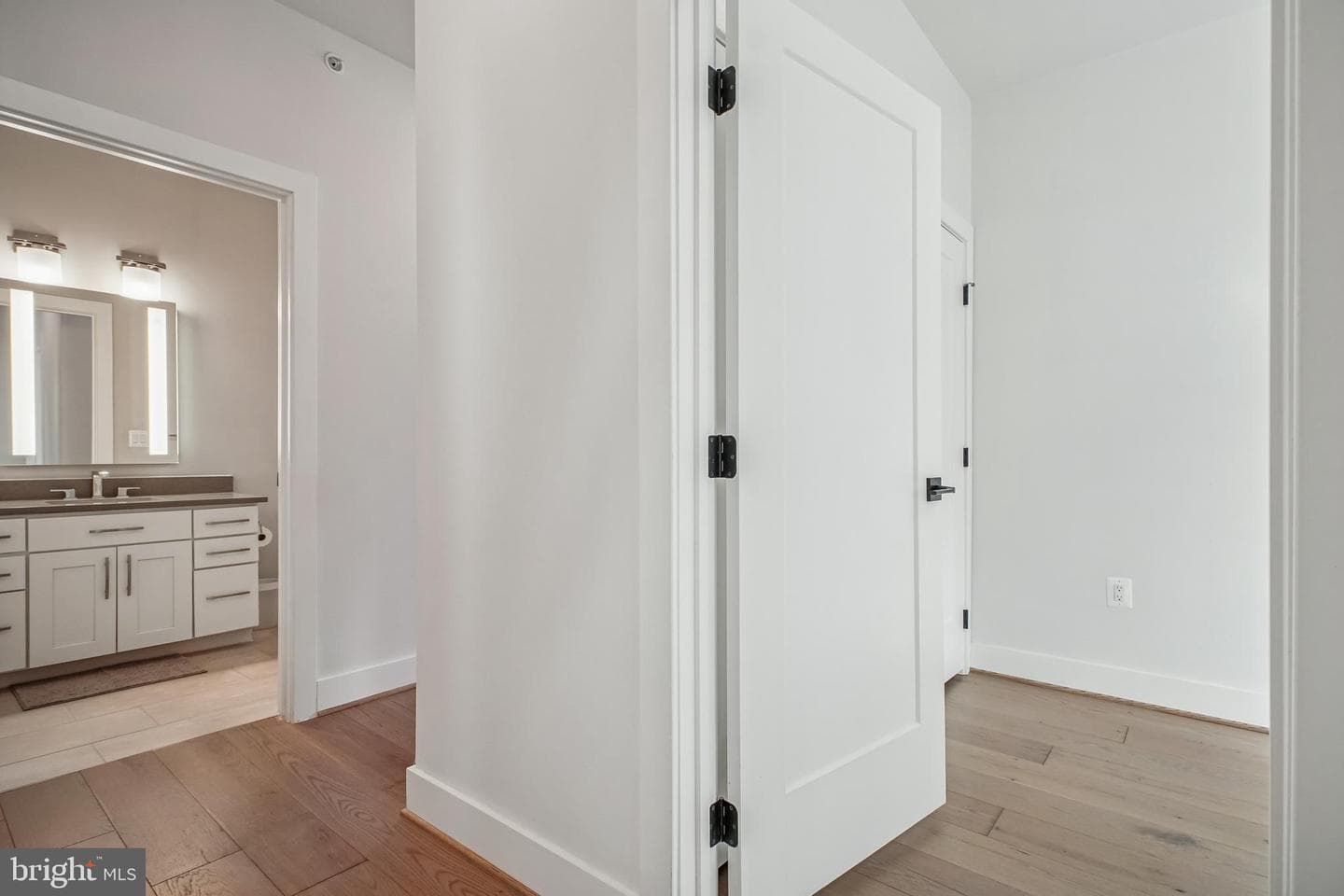 1411 Key Boulevard #609 photo 35