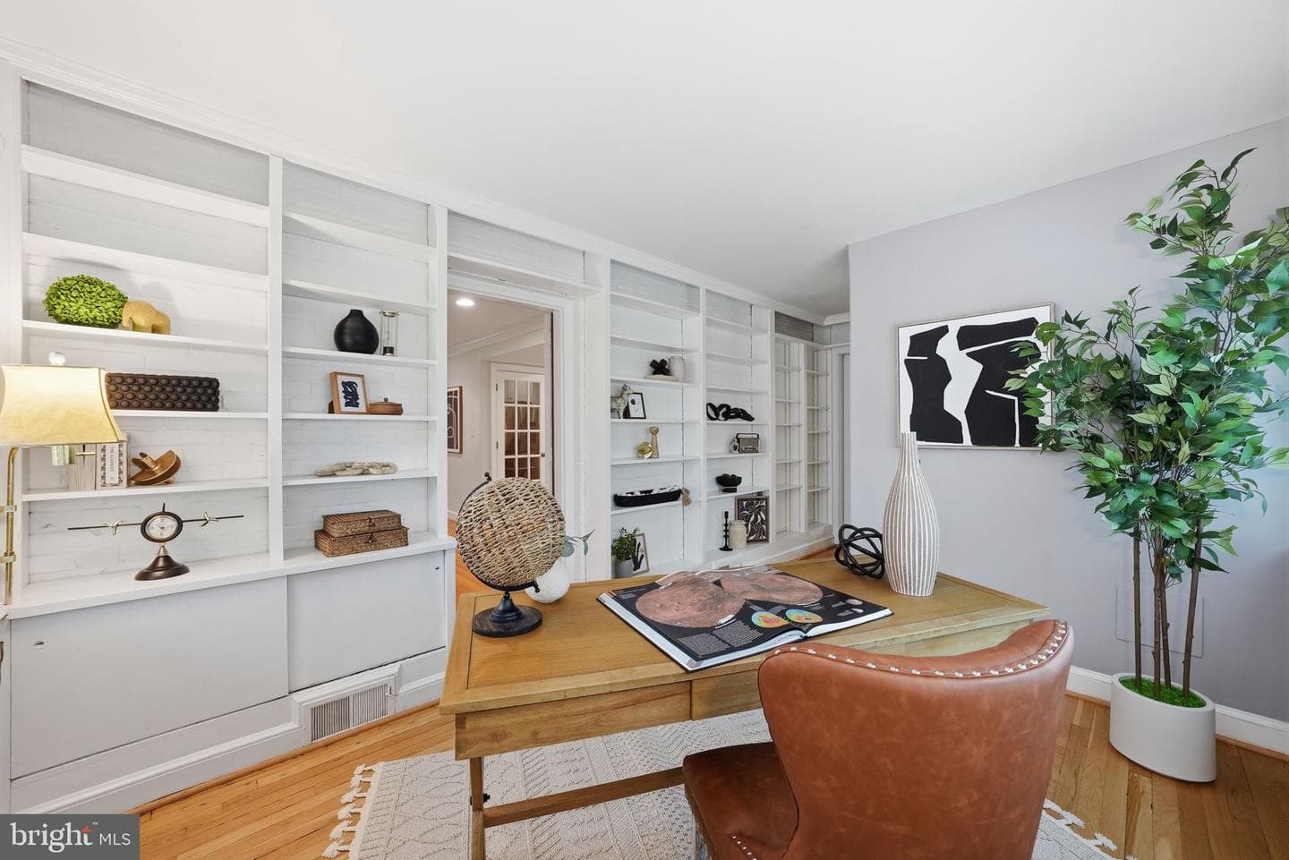 1701 N Greenbrier Street photo 16