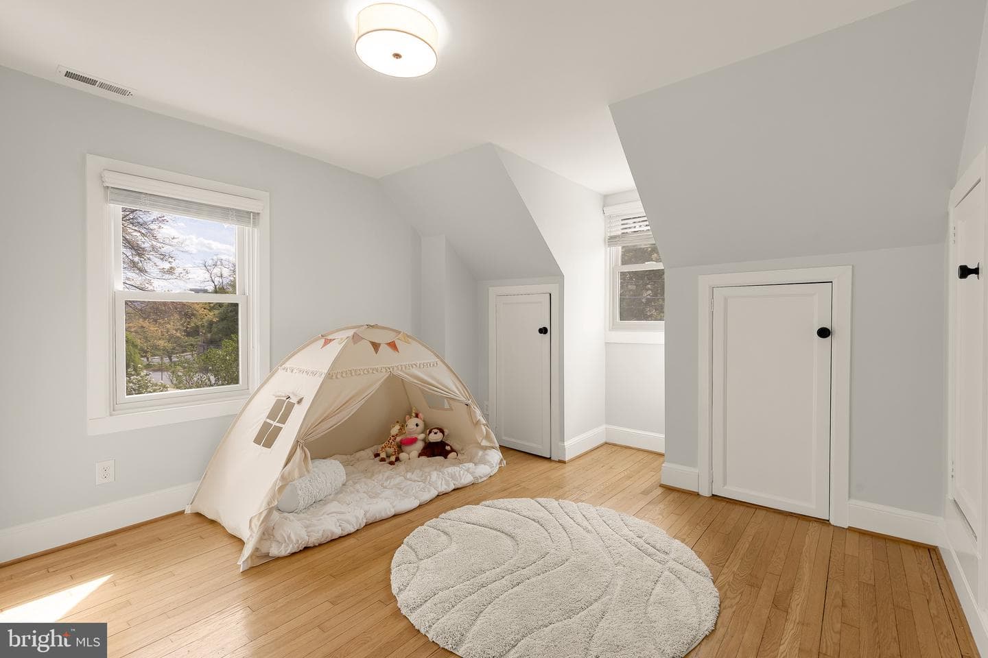 1621 N Quincy Street photo 31