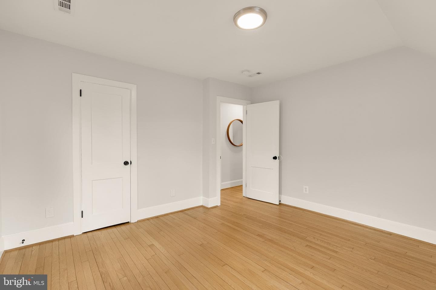 1621 N Quincy Street photo 34