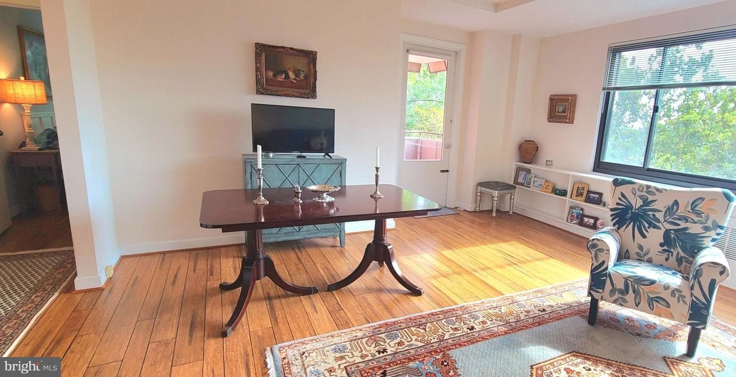 1021 Arlington Boulevard #330 photo 12