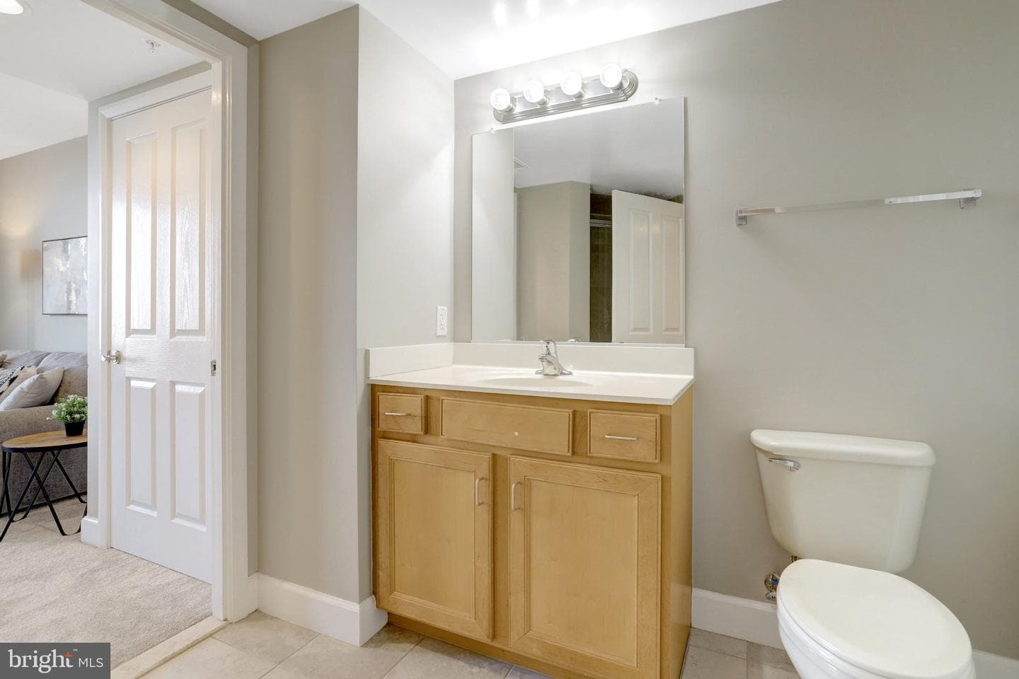 1205 N Garfield Street #908 photo 23