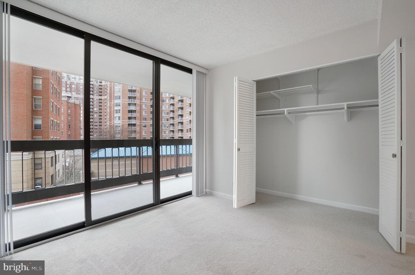 3800 Fairfax Drive #213 photo 22