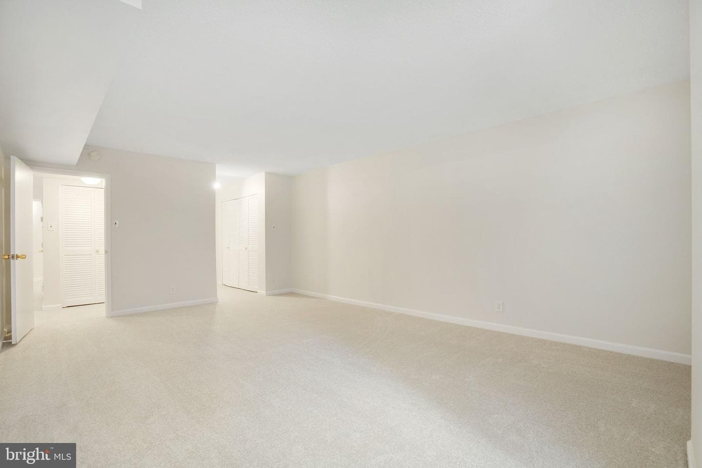 3800 Fairfax Drive #213 photo 26
