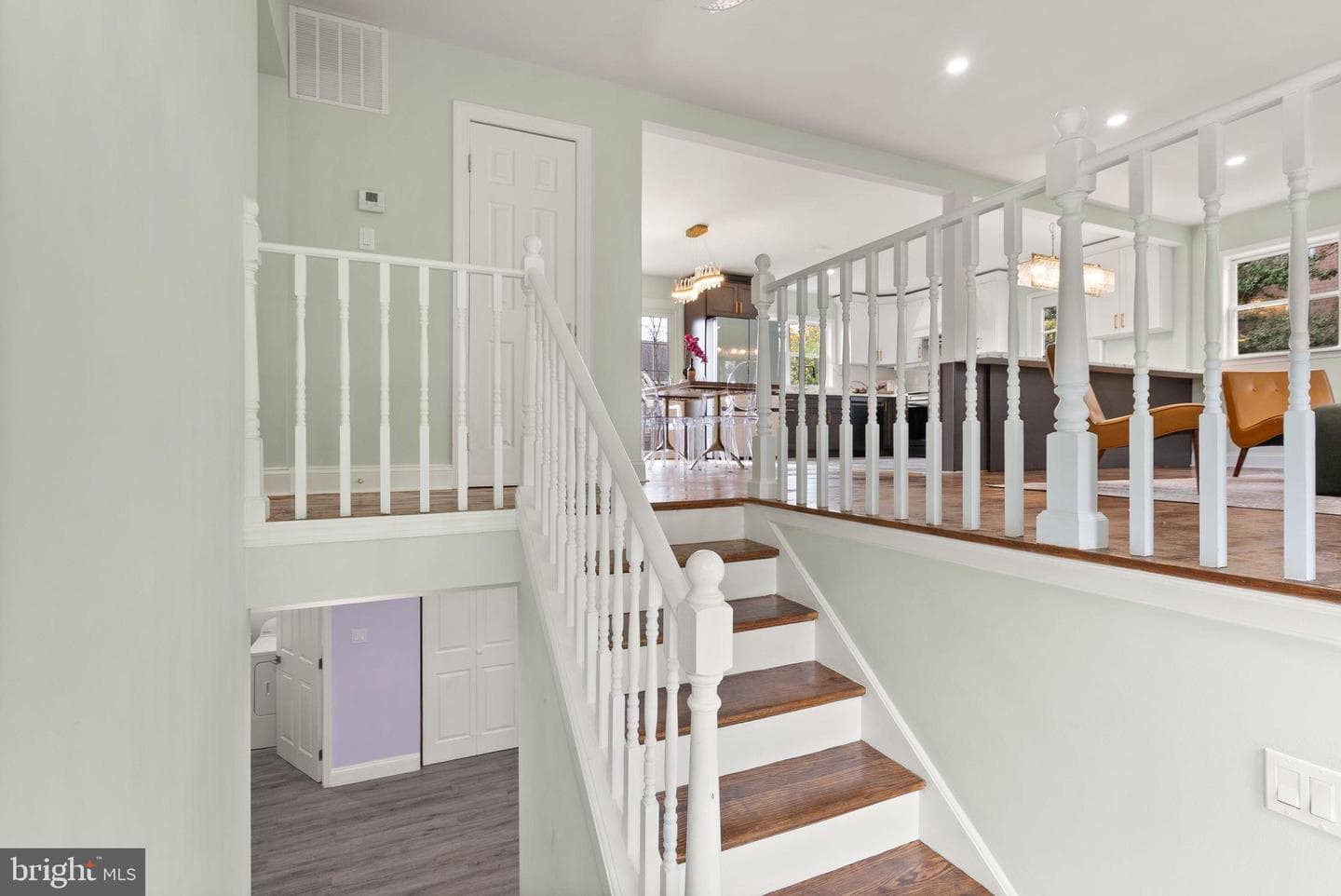 306 N Madison Street photo 13