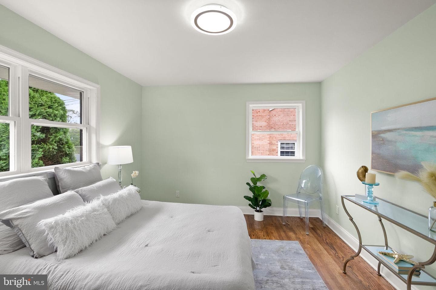 306 N Madison Street photo 33