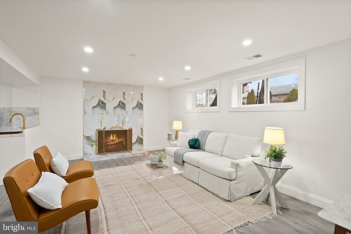 306 N Madison Street photo 50