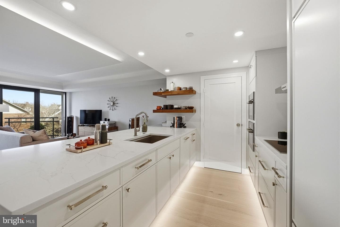1530 Key Boulevard #324 photo 3