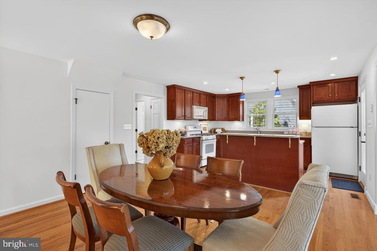 1301 N Quintana Street photo 13