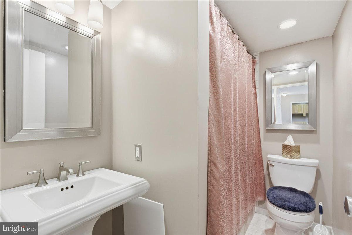 4501 Arlington Boulevard #707 photo 13