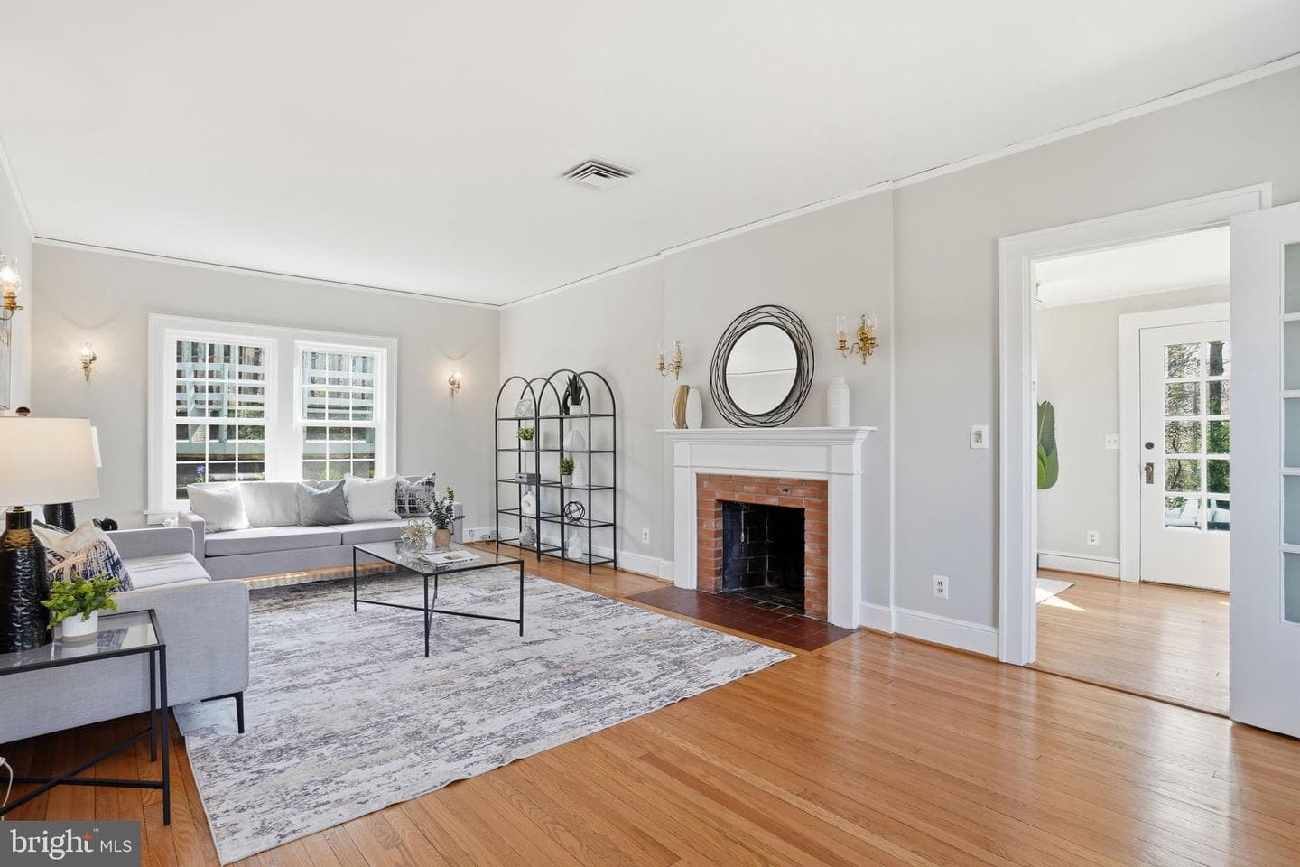1805 Army Navy Drive photo 8