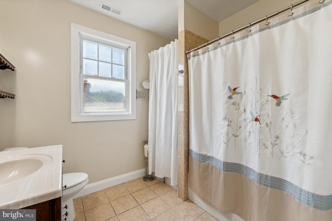 2034 S Shirlington Road photo 20