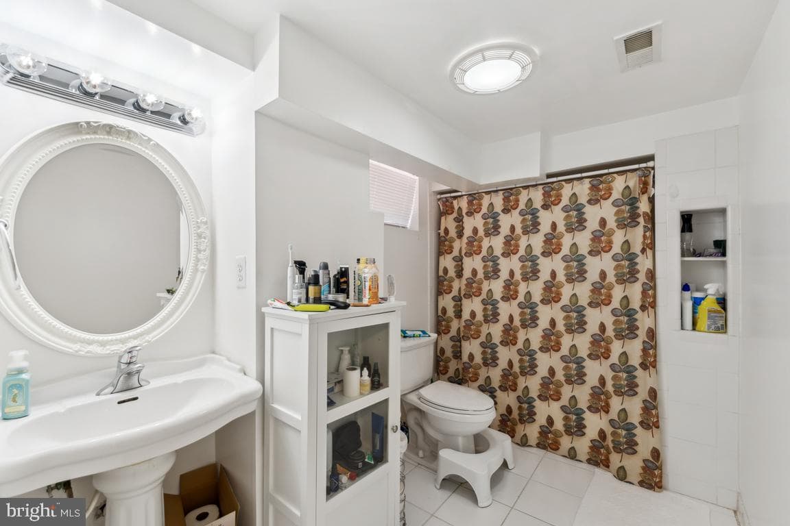 2034 S Shirlington Road photo 33