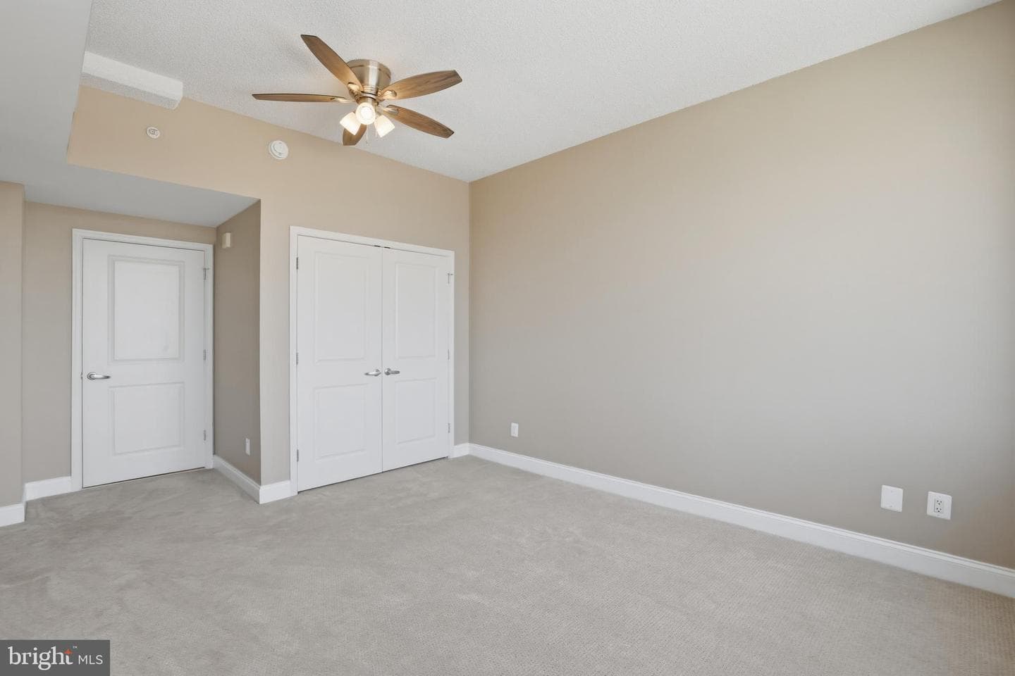 1020 N Highland Street #1116 photo 32