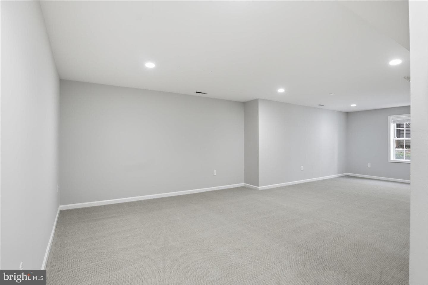 1633 S Taylor Street photo 34