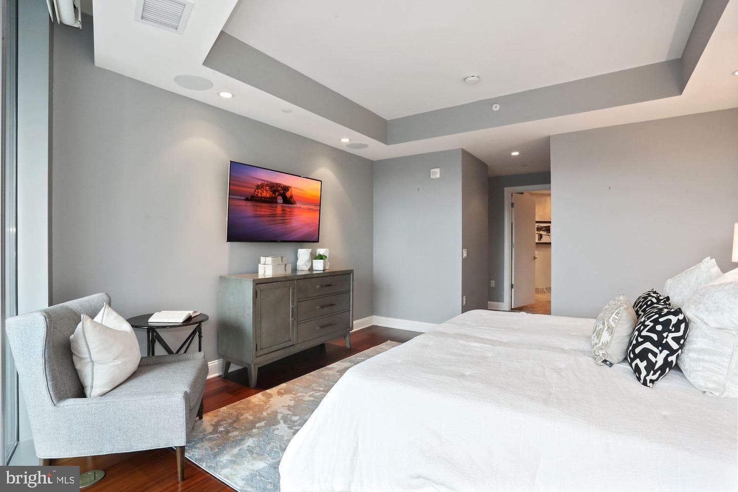 1881 N Nash Street #810 photo 17