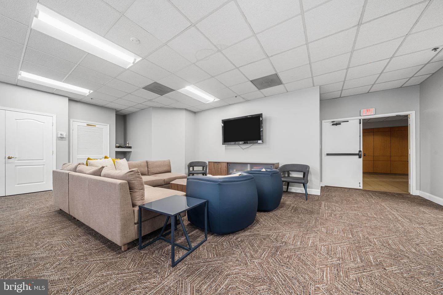 1211 S Eads Street #1305 photo 23