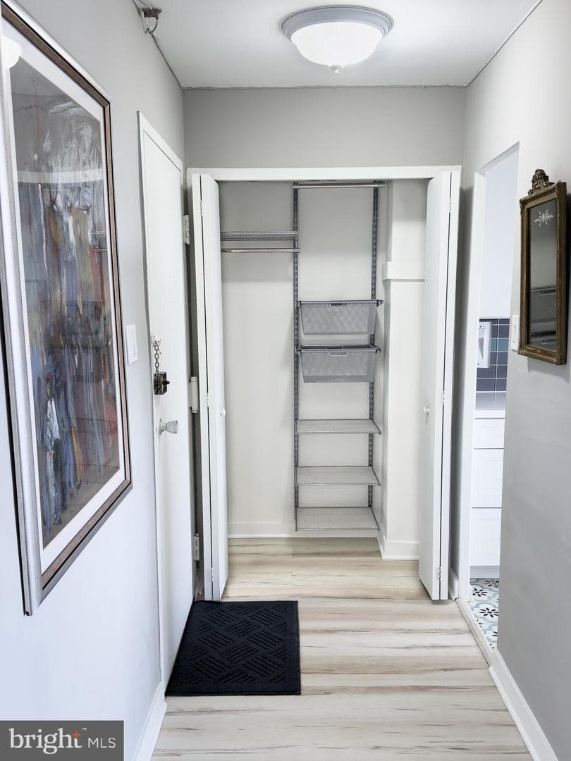 1210 N Taft Street #805 photo 17