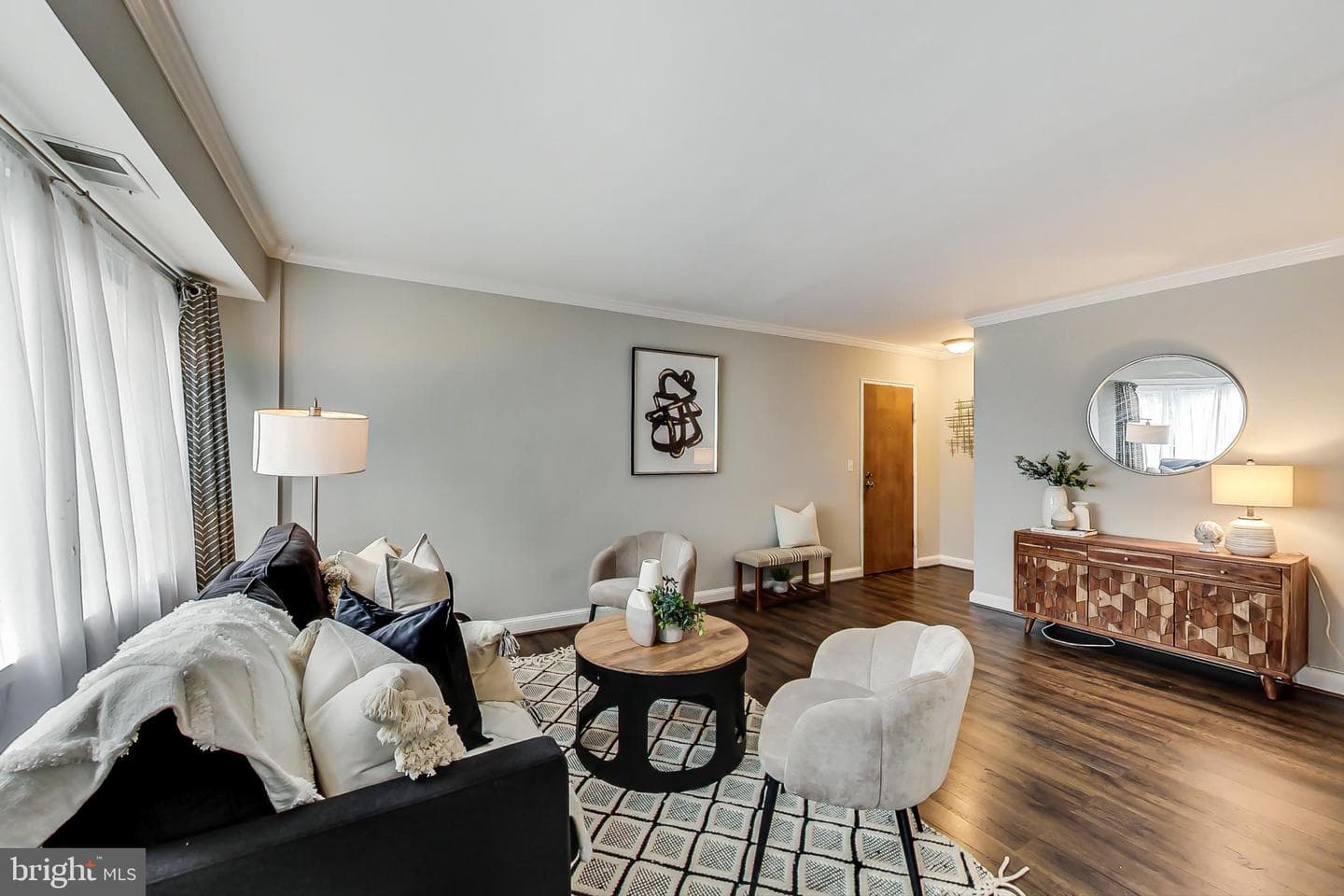 1303 N Ode Street #215 photo 4