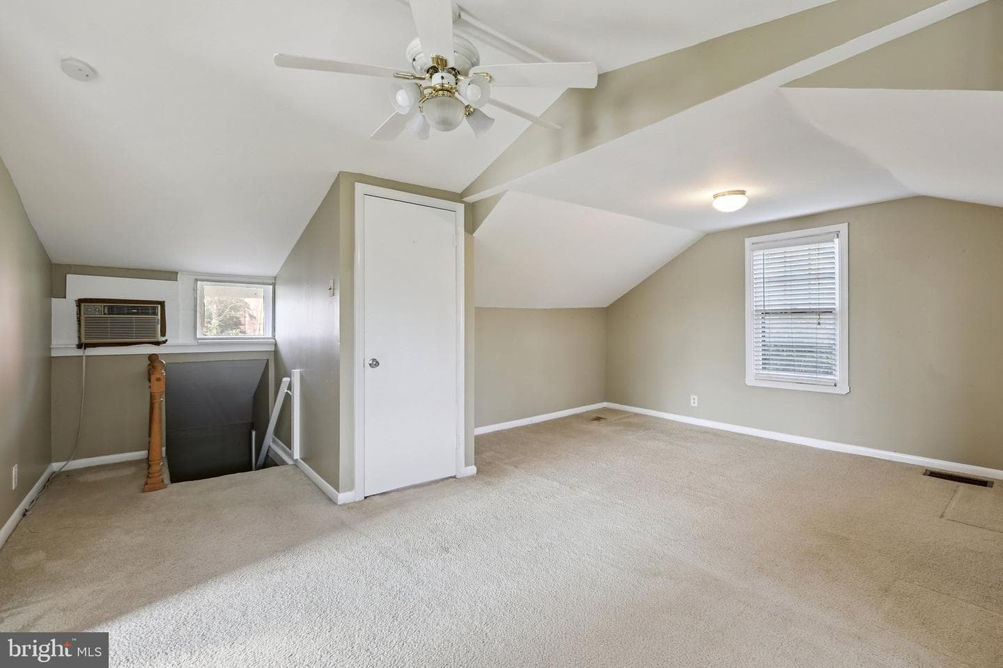 2417 Washington Boulevard photo 20