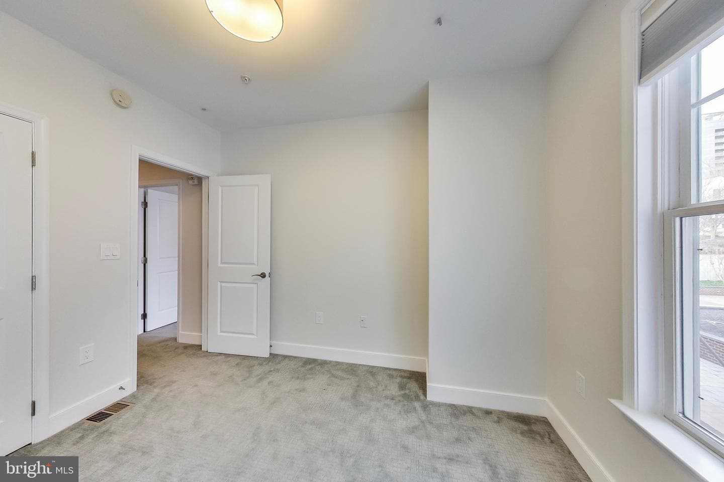 1418 N Rhodes Street #b120 photo 19