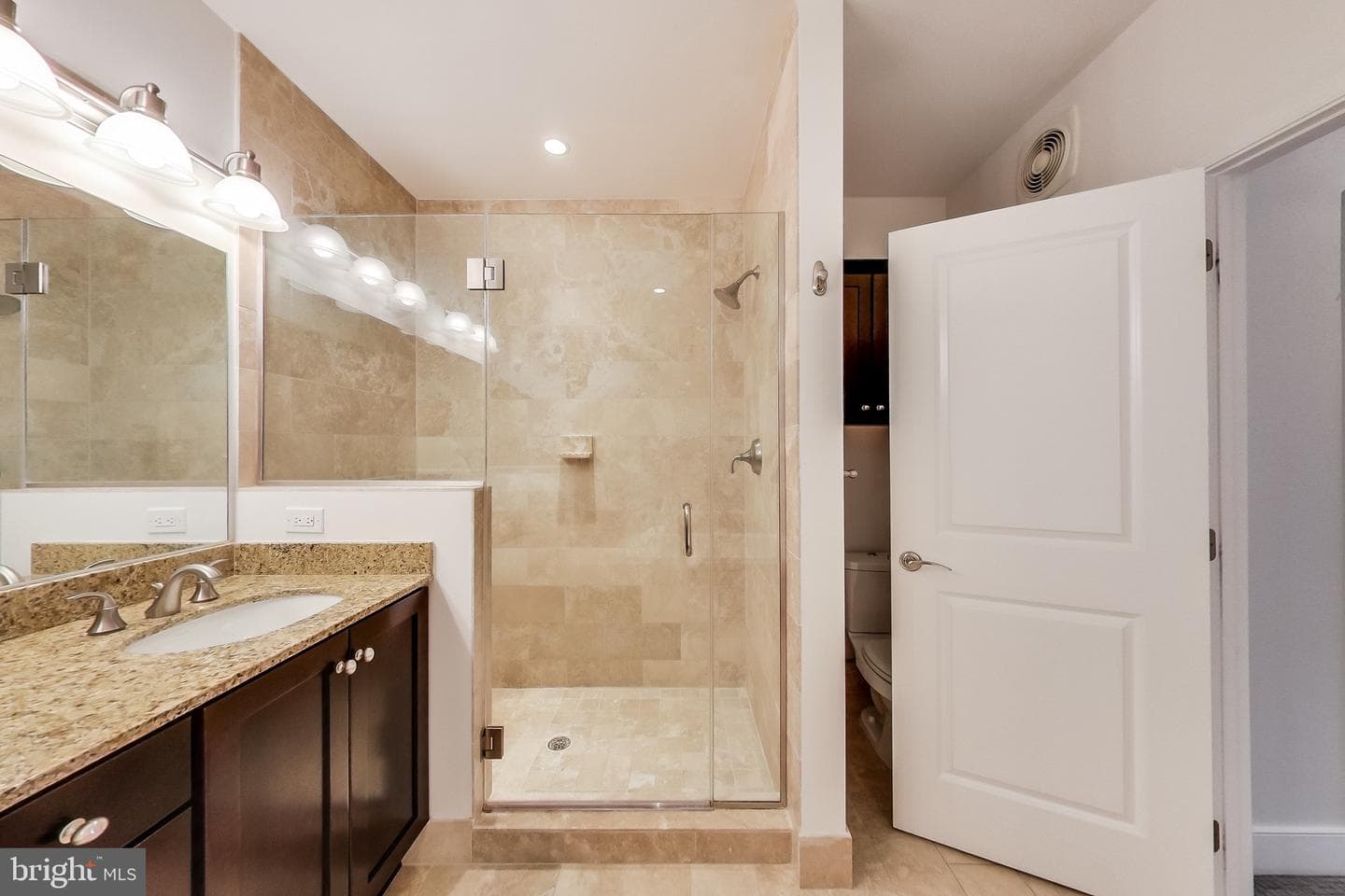 1418 N Rhodes Street #b120 photo 23