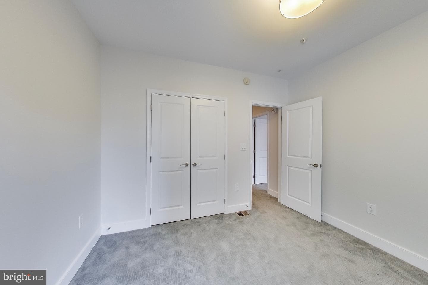 1418 N Rhodes Street #b120 photo 28