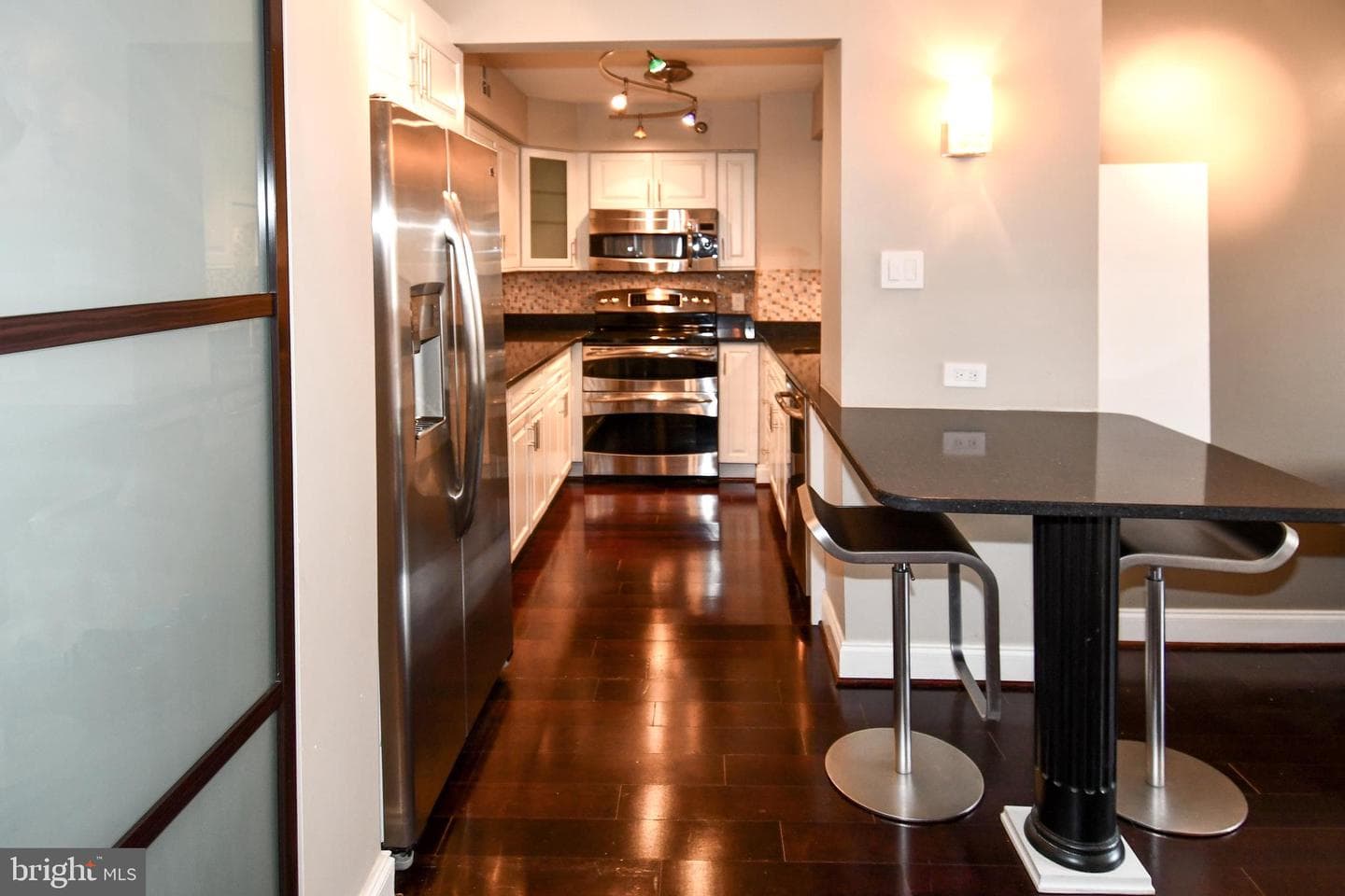 1301 N Courthouse Road #1005 photo 11