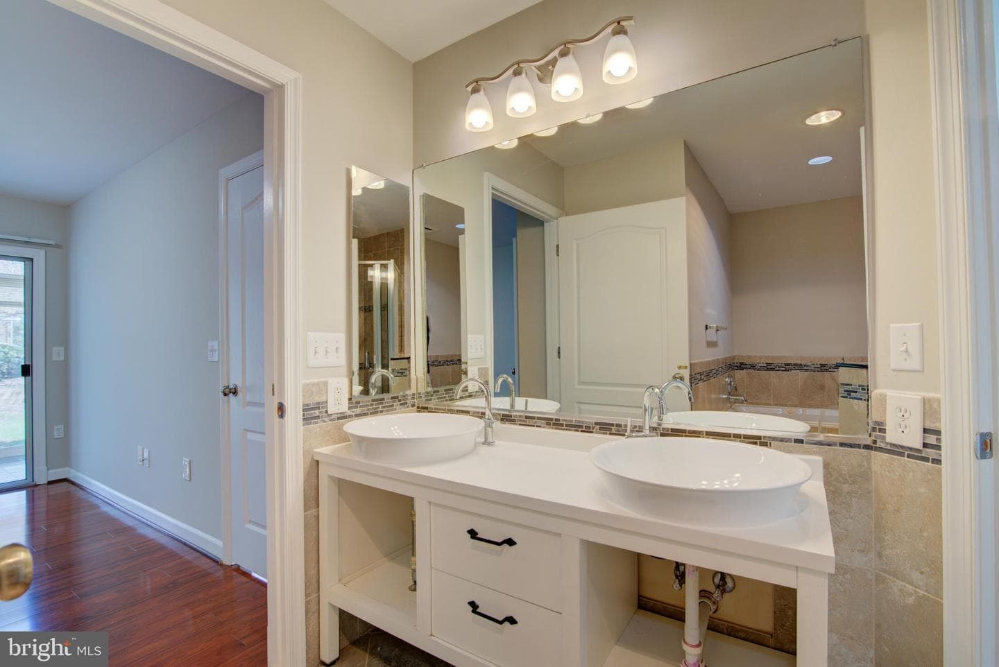 6908 Fairfax Drive #100 photo 18